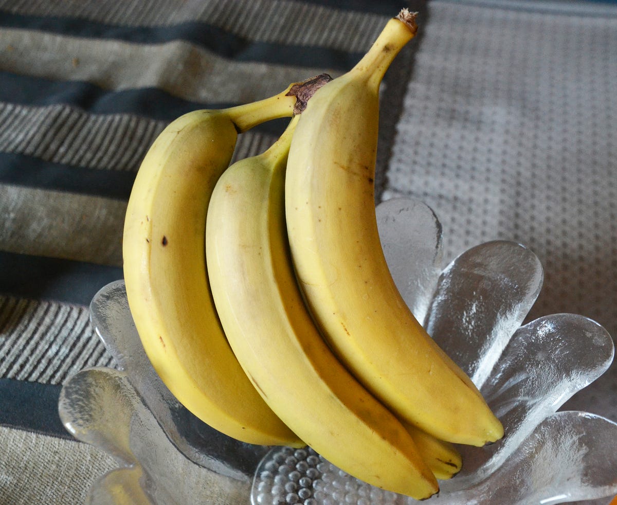 i-tested-ridiculous-natural-beauty-treatments-egg-banana-in-your