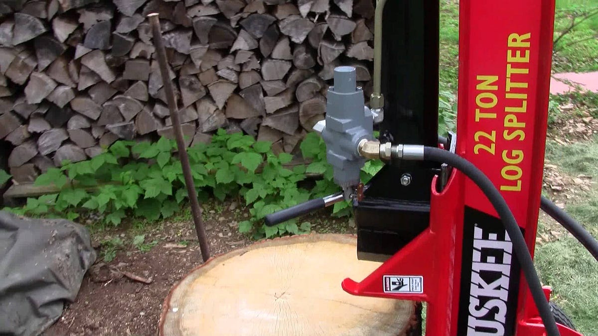 Huskee Log Splitter. Log splitting can be a really laborious… by Log