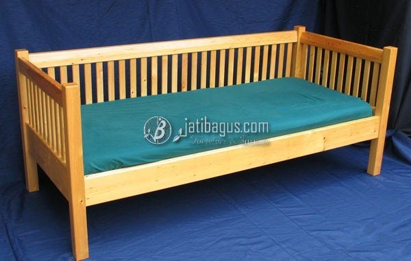 Bangku Minimalis Jati Teras Jatibagus Jepara Medium