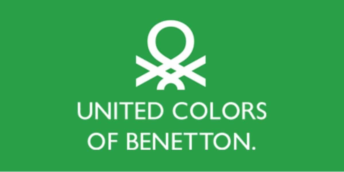 Communicatie netwerk Eik apotheker La Pieta”, United Colors of Benetton's most controversial campaign. | by  Maria Griva | AD DISCOVERY — CREATIVITY Stories by ADandPRLAB | Medium