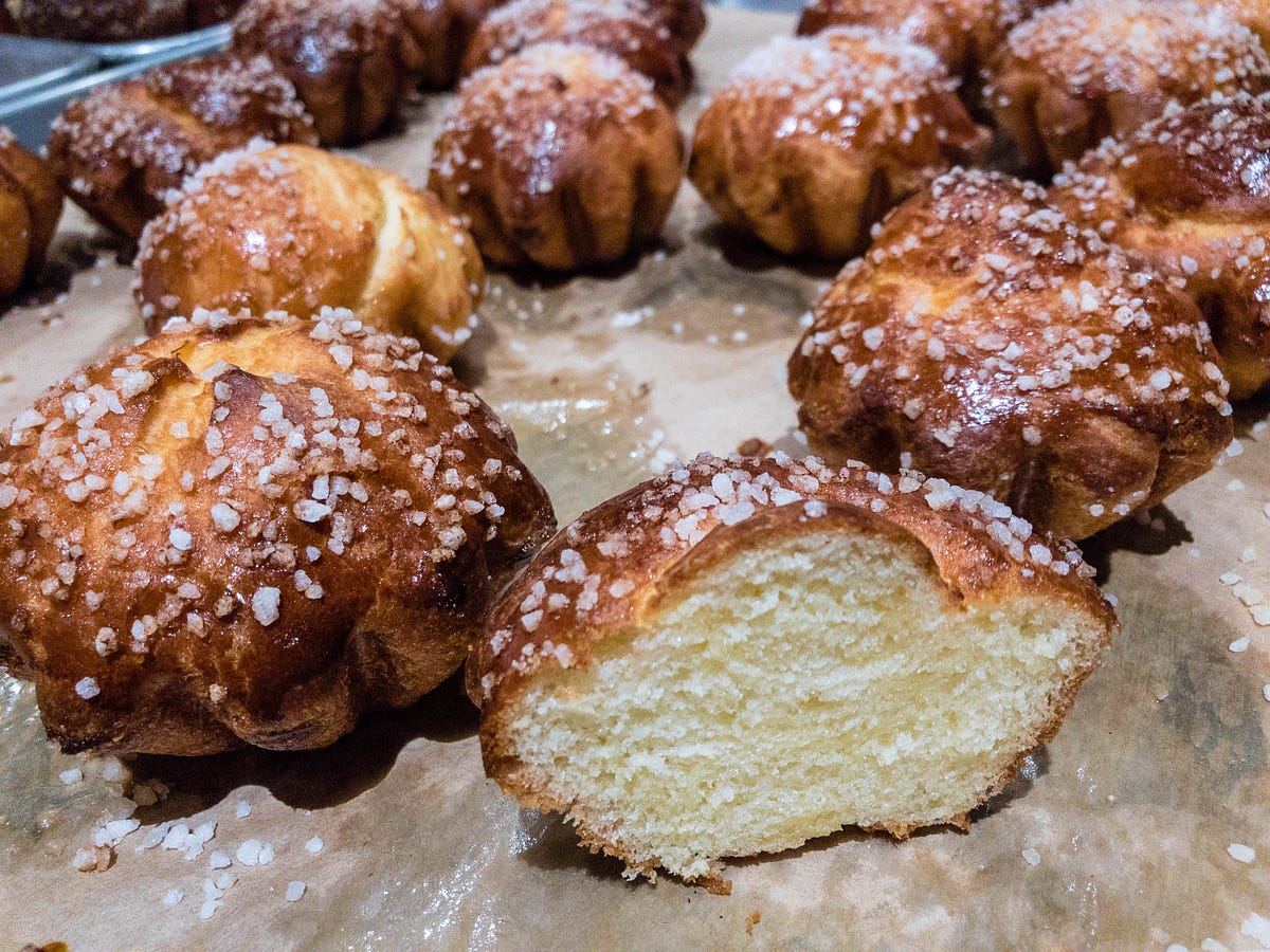 Pastry Chef School: Brioche, Dinner Rolls, Hamburger Buns, Canales | by