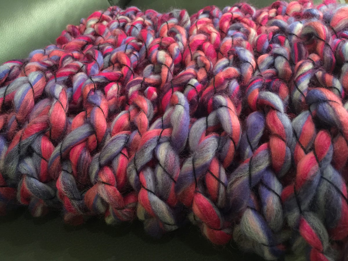 How to knit a perfect scarf/ blanket without needles! by Anjana TK