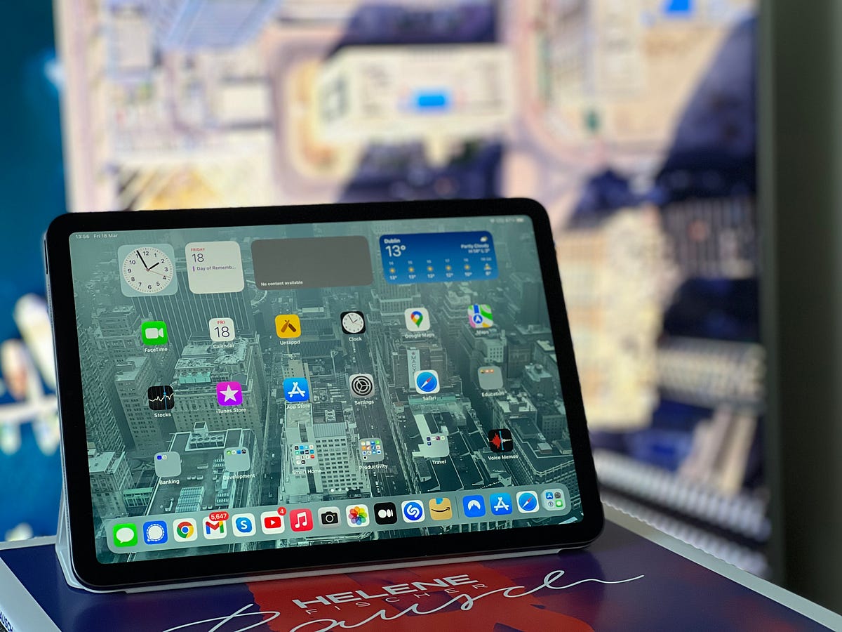 Apple Tricked Us With The M1 iPad Air — Early HandsOn Impressions by