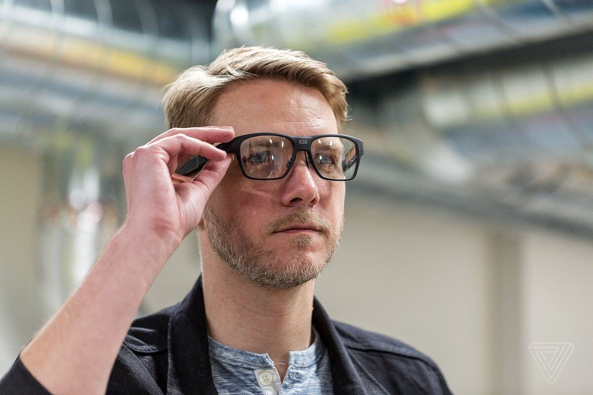 Vaunt — Intel Smart Glasses First Look | by Ariel VO | Medium