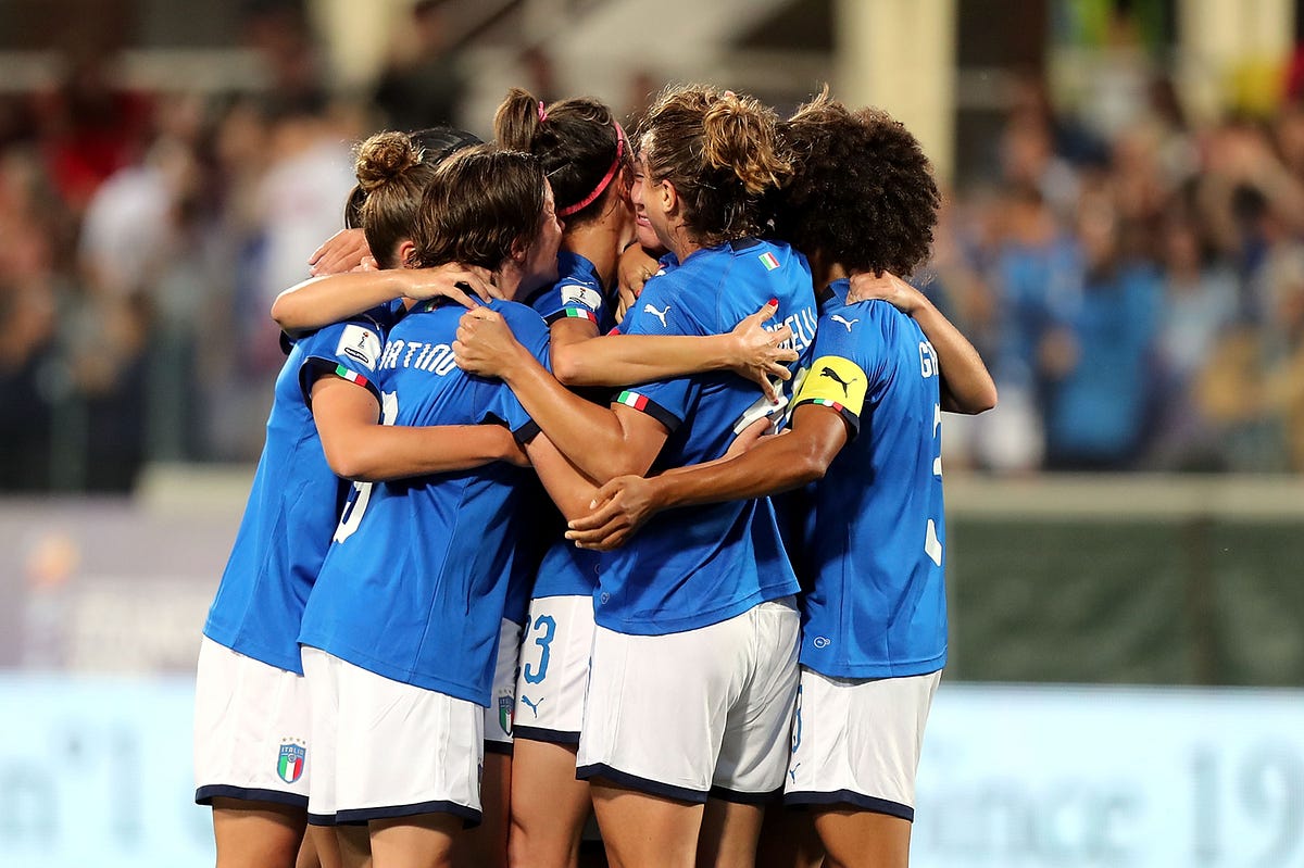 Il vento è cambiato: l'evoluzione del calcio femminile in Italia | by  Enrico Codella | upday IT | Medium
