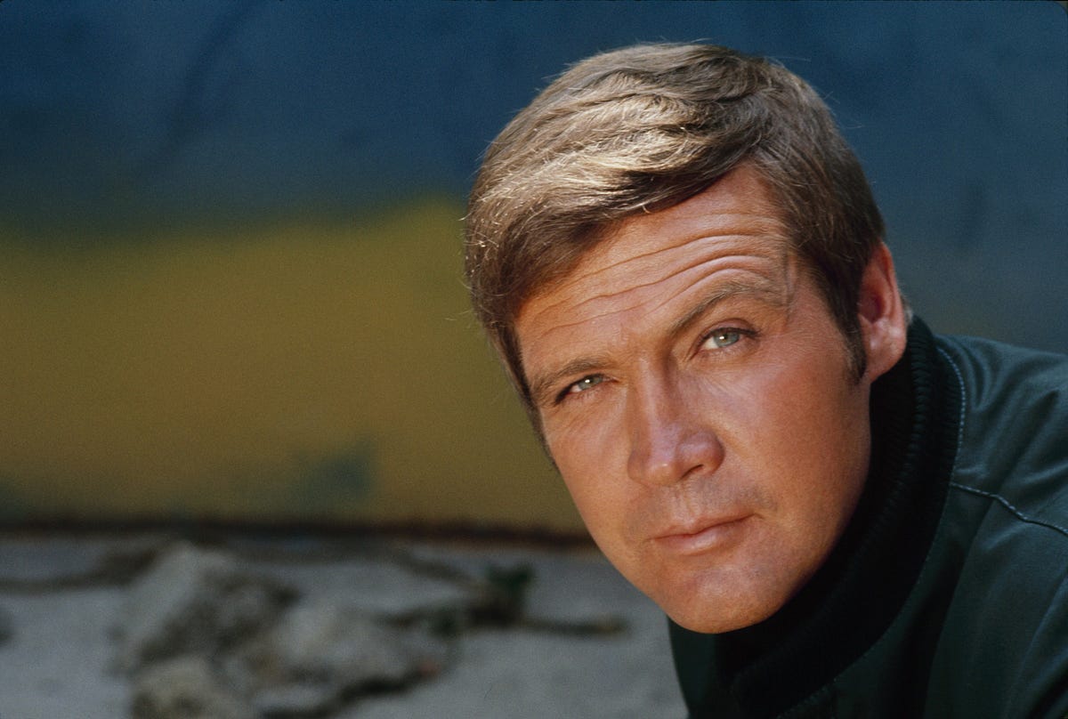 A “Dashing” Profile of Super(Hero) Star Lee Majors - Writers ...