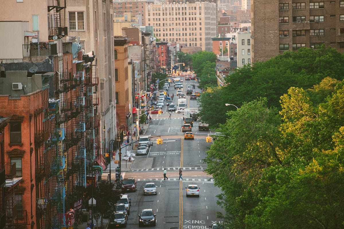 The Monthly Insider April 2016. The Hustis/Jovanovic Team by