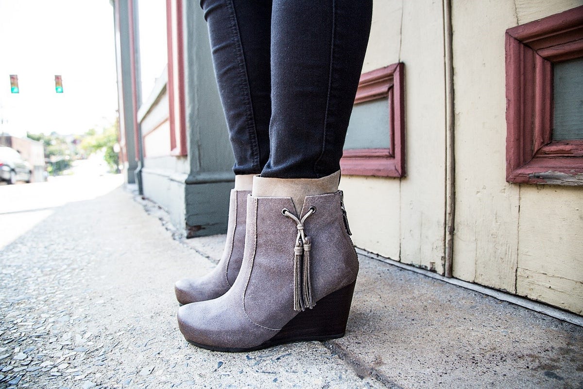 otbt wedge booties