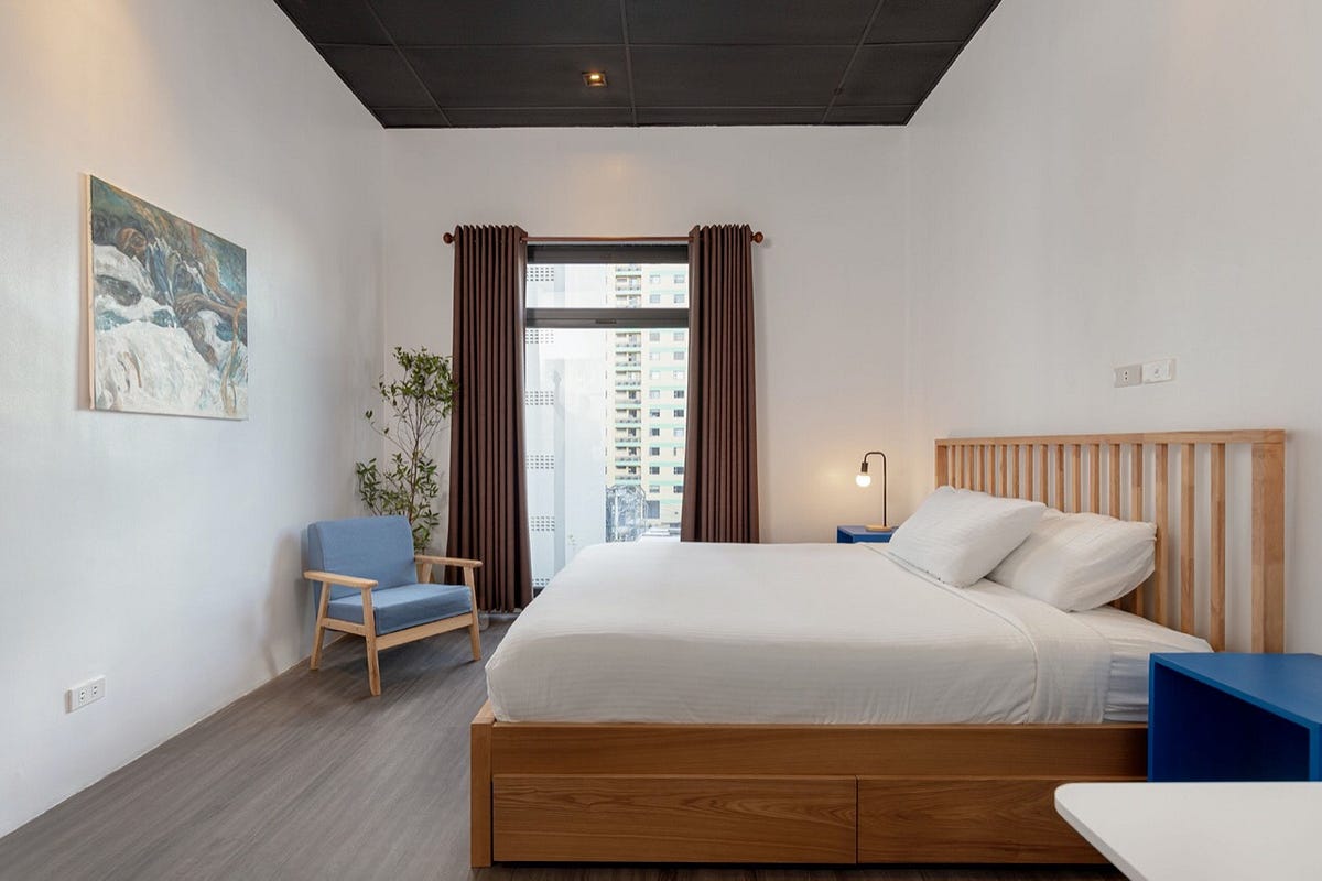 Why making your bed first thing in the morning will help you succeed in