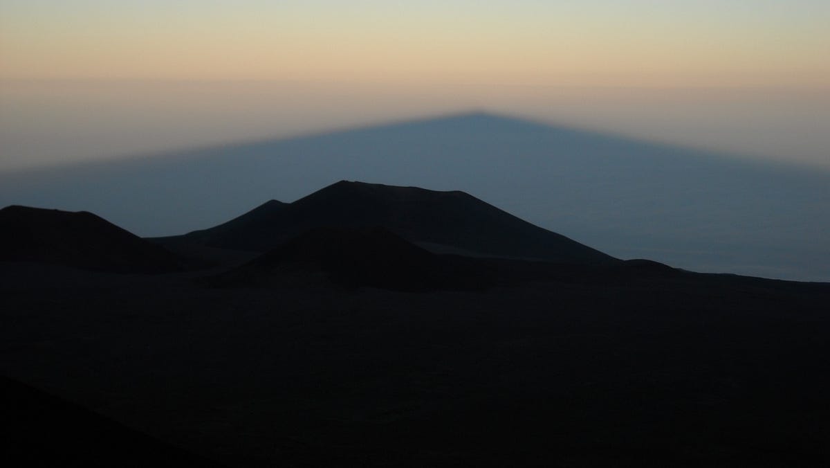 Maunakea: Redirecting the lens onto the culture of mainstream science