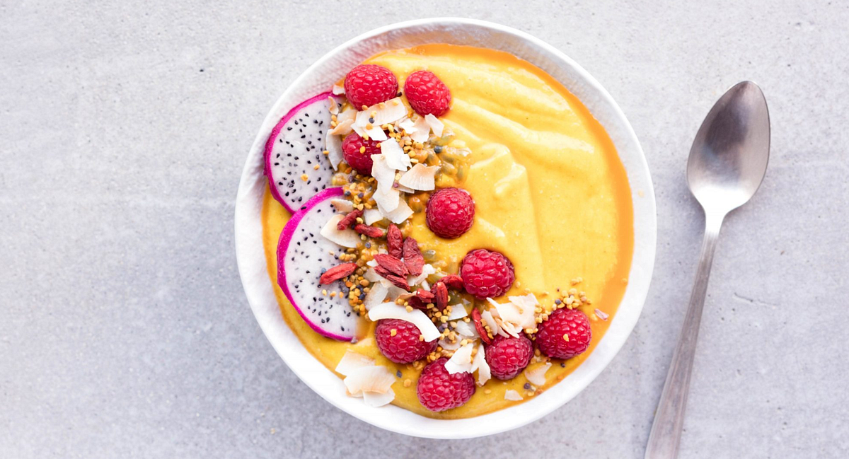 How to Build the Best Smoothie Bowl by Thrive Market Medium