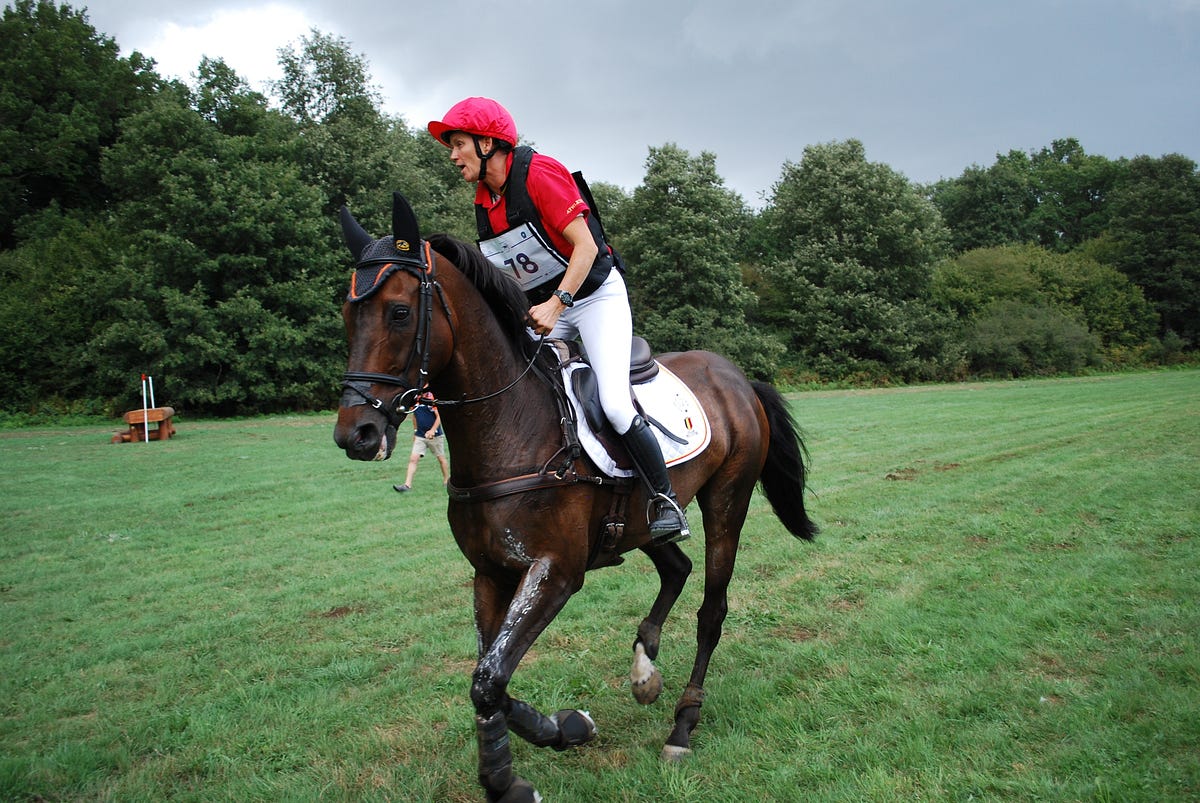 Steady legs Tips to keep your lower leg still while riding Medium