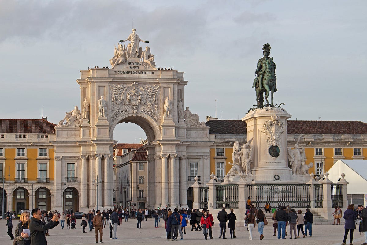 5 best neighborhoods to live for Erasmus in Lisbon by Uniplaces team
