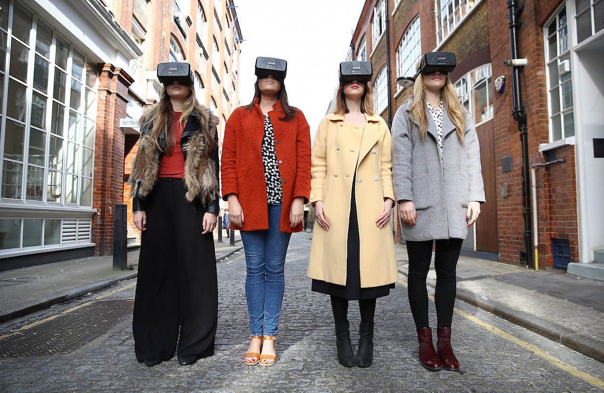 Fashion brands adopt virtual reality to stand out from the crowd