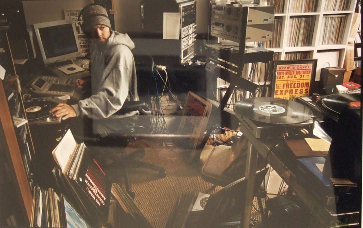 Thoughts On The Mpc00xl Its Workflow And Other Mpc Drum Machines By Geo Smoke Thief Medium