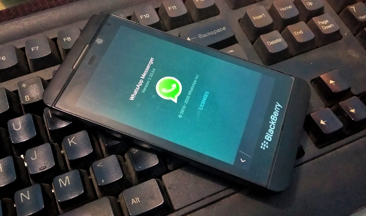 cara mengaktifkan whatsapp di blackberry 9220