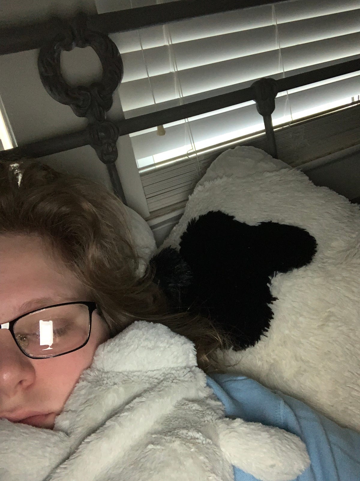 The Midwest Emma Leak'S Impact On Mental Health - t6ay87q