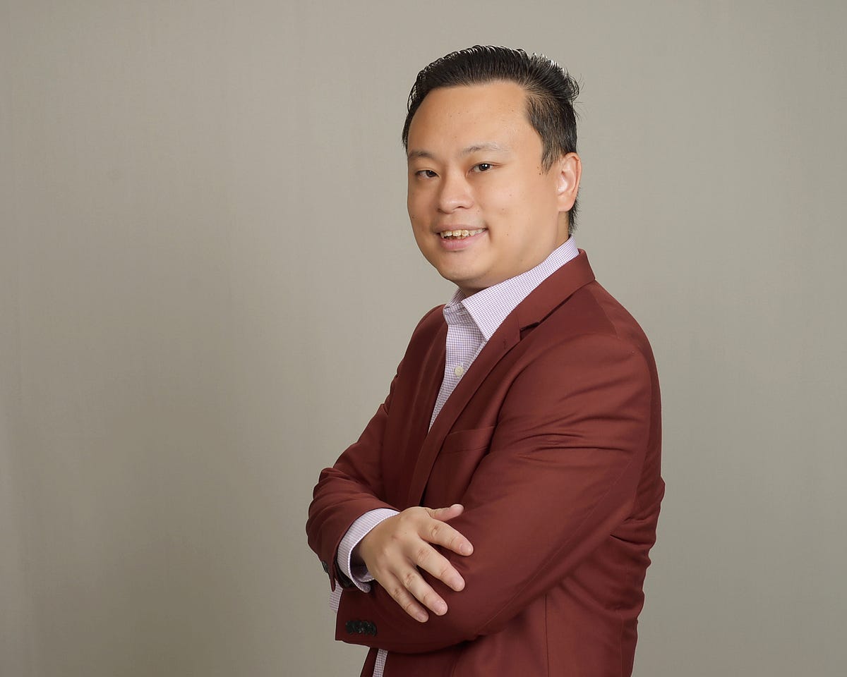 William Hung Is Still Doing His Best And Has No Regrets | By Natasha Chan | Asian American News | Pacific Islander News | The Baton | Medium