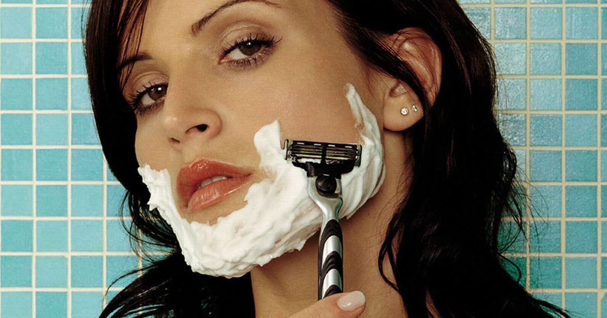 Почему женщины бреют себя