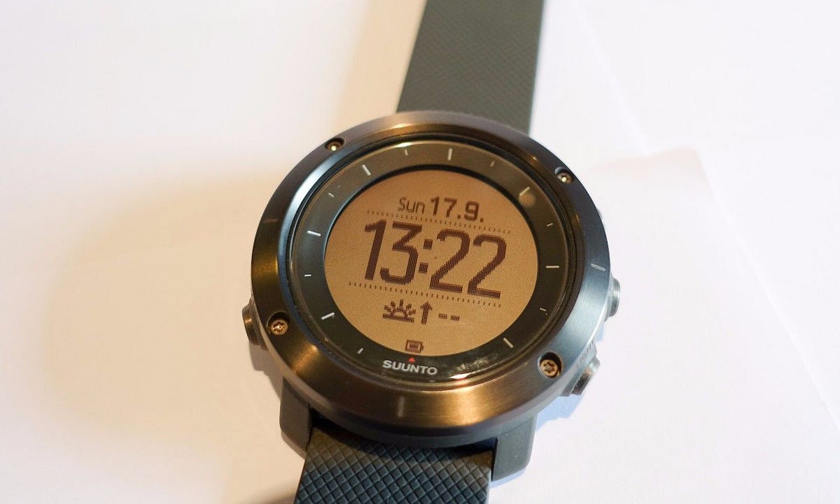 Suunto Traverse Alpha, la mia Recensione dell'Orologio multifunzione per l' Outdoor | by Antonio De Carlo | Orologi da Montagna | Medium