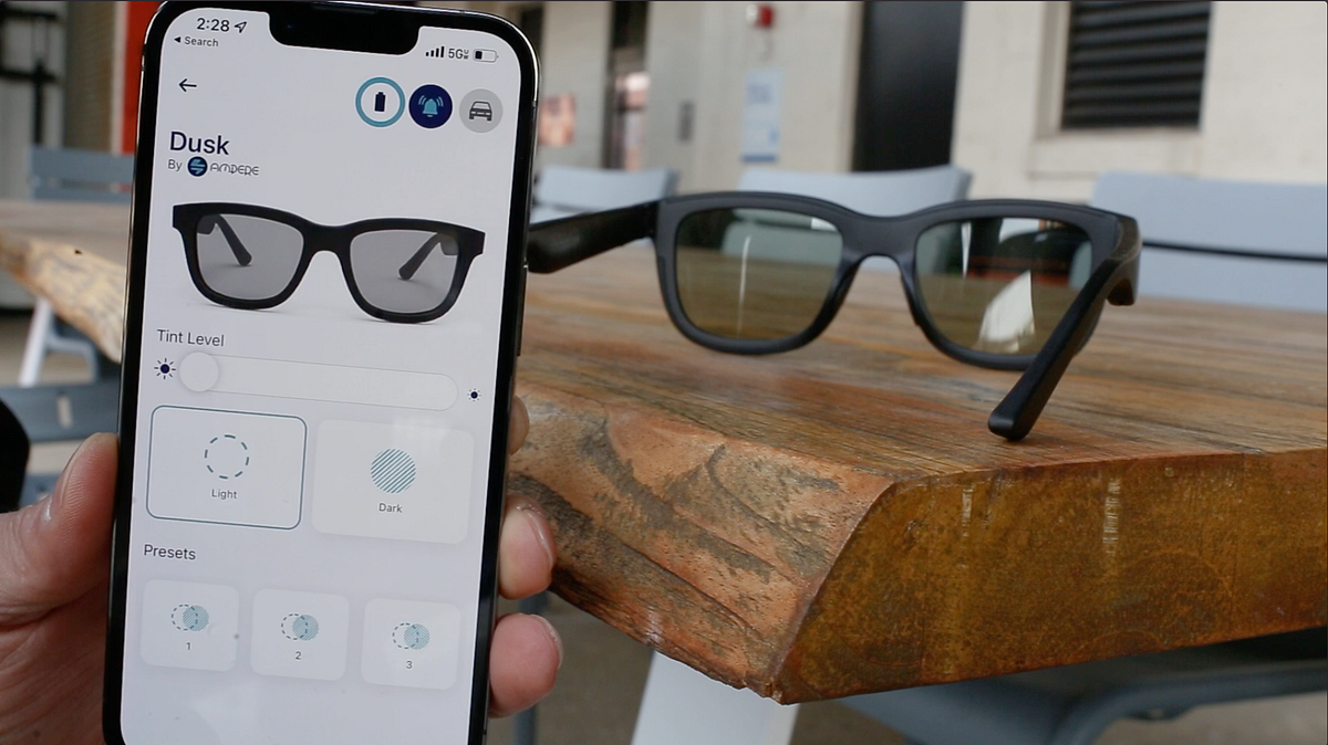 Ampere Dusk Review — Tint Changing Smart Sunglasses by Tech We Want