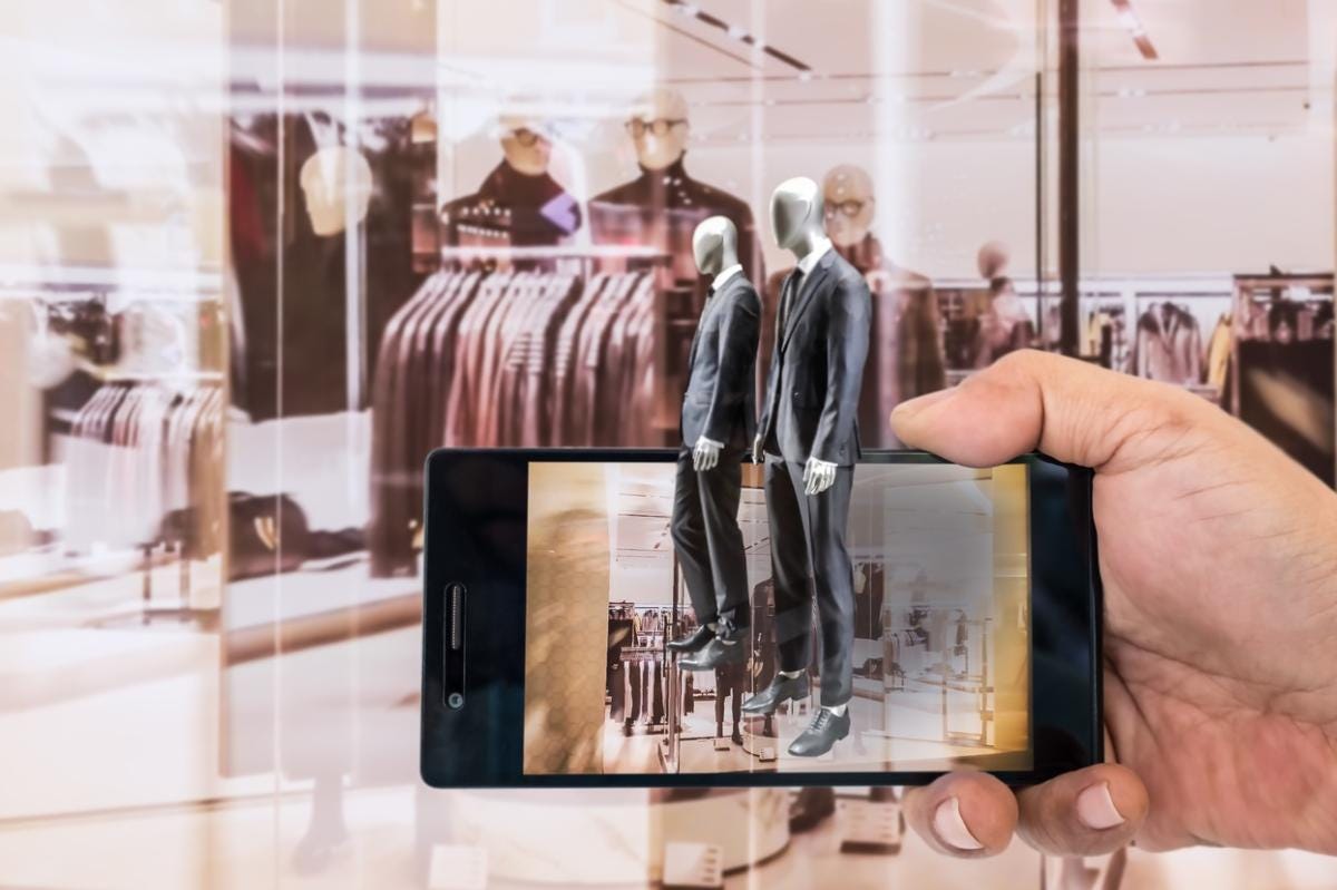 Innovative Ways Augmented Reality Is Helping Retailers | by Elevux | Inborn  Experience (UX in AR/VR) | Medium