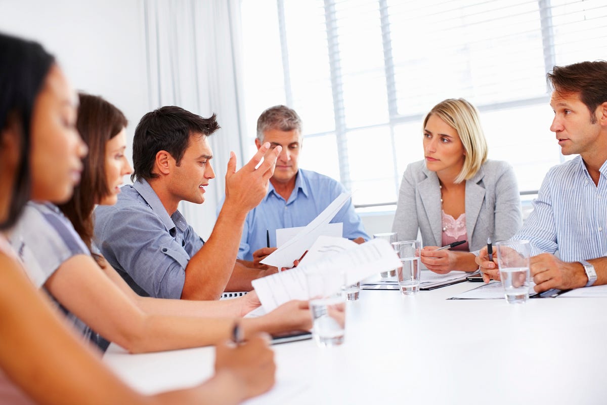 10 Tricks To Appear Smart During Meetings The Cooper