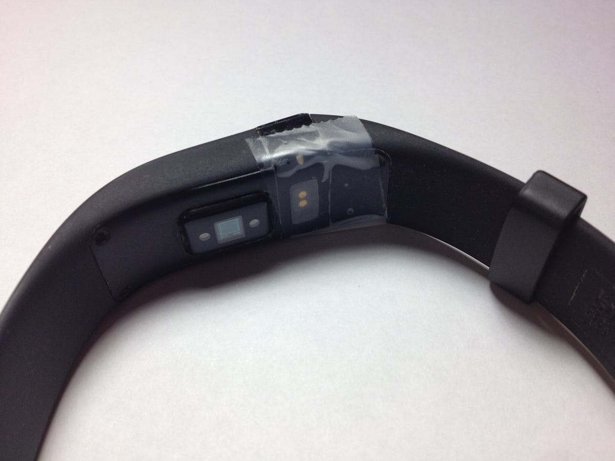 fitbit band for sensitive skin