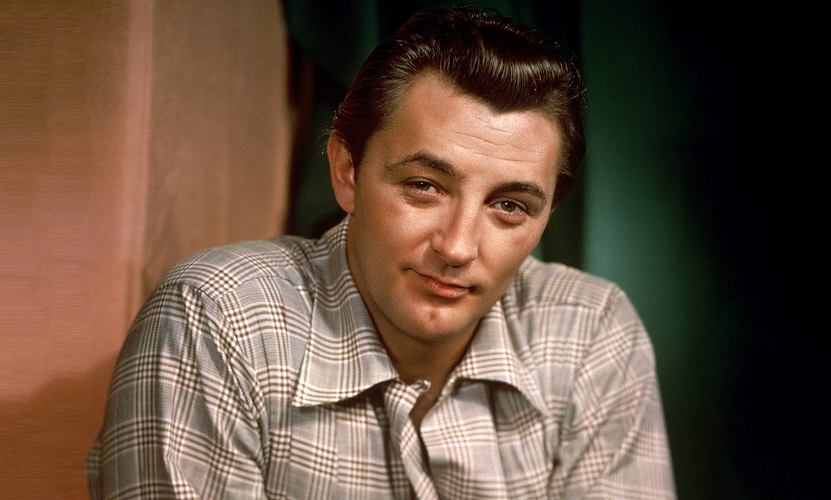 5 Reasons Robert Mitchum is Hollywood’s Ultimate Bad Boy.