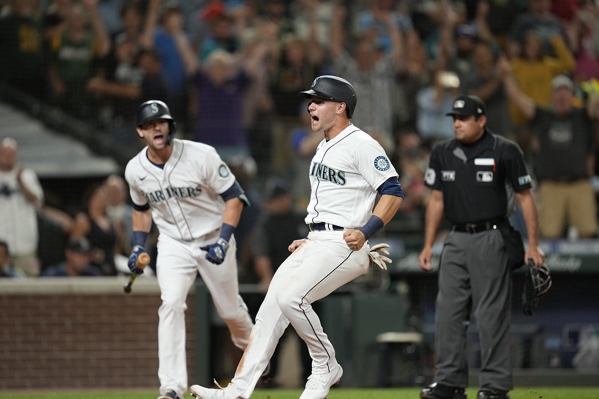 Mariners continue their dominance in 1run games with their 8th Walk