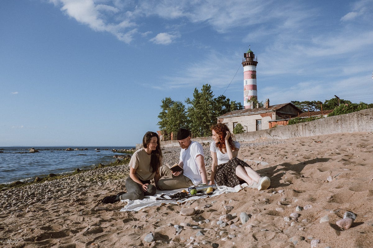 voyeur swinger beach