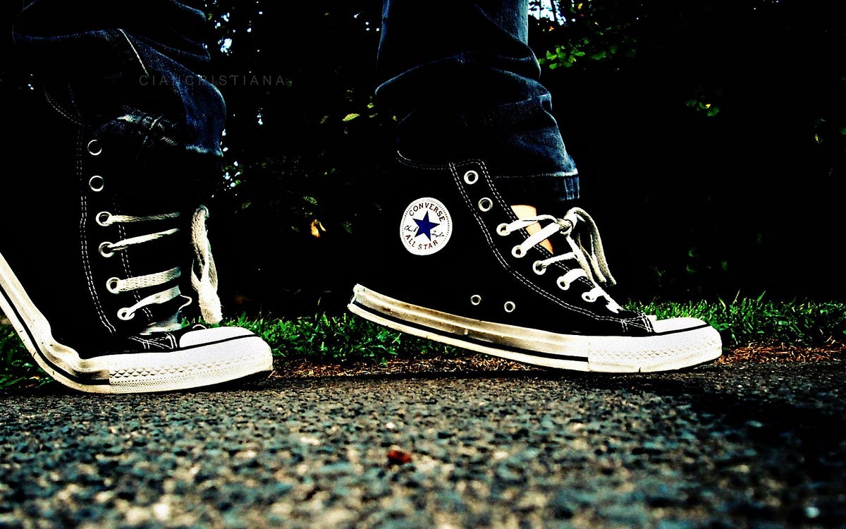 converse walking shoes
