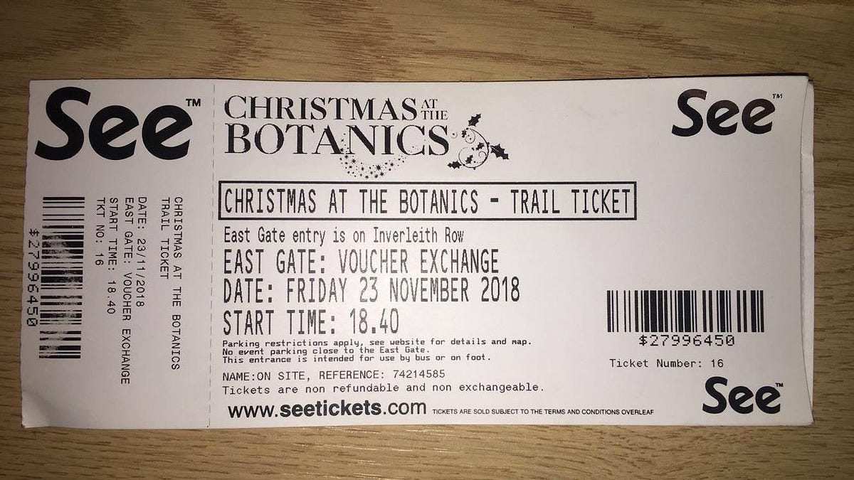 17. Christmas at the Botanics. I decided to visit the Botanic Gardens