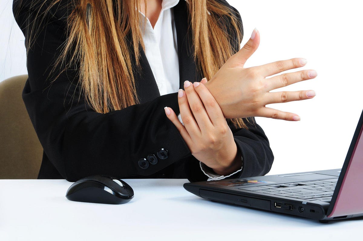 4 Simple Ways to Prevent Carpal Tunnel Syndrome at Work