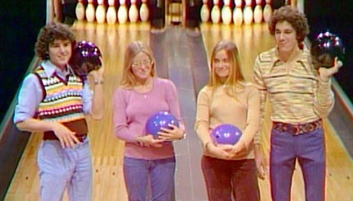Celebrity Bowling Has Huge Stars of The 70’s Playing With Their Balls
