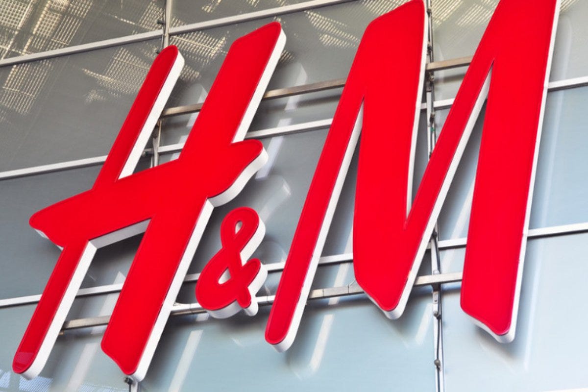 h&m moschino canada