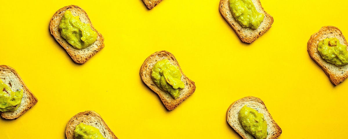 15 Things to Do With That Economy-Sized Tub of Guacamole From Costco
