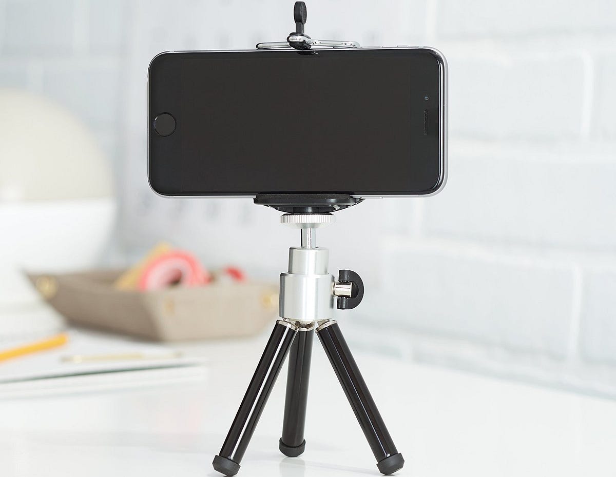 3 Best Smartphone Tripods by DotBeasts Medium