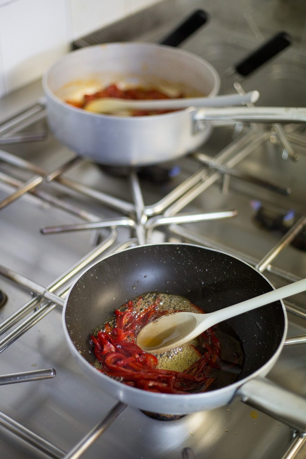 Make your masterpiece by dividing your creative energy into “front