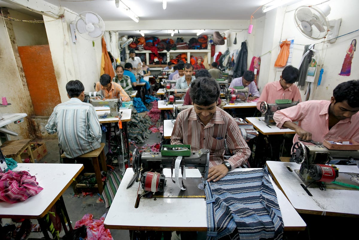 top-advantages-of-working-in-informal-sector-amit-singh-medium