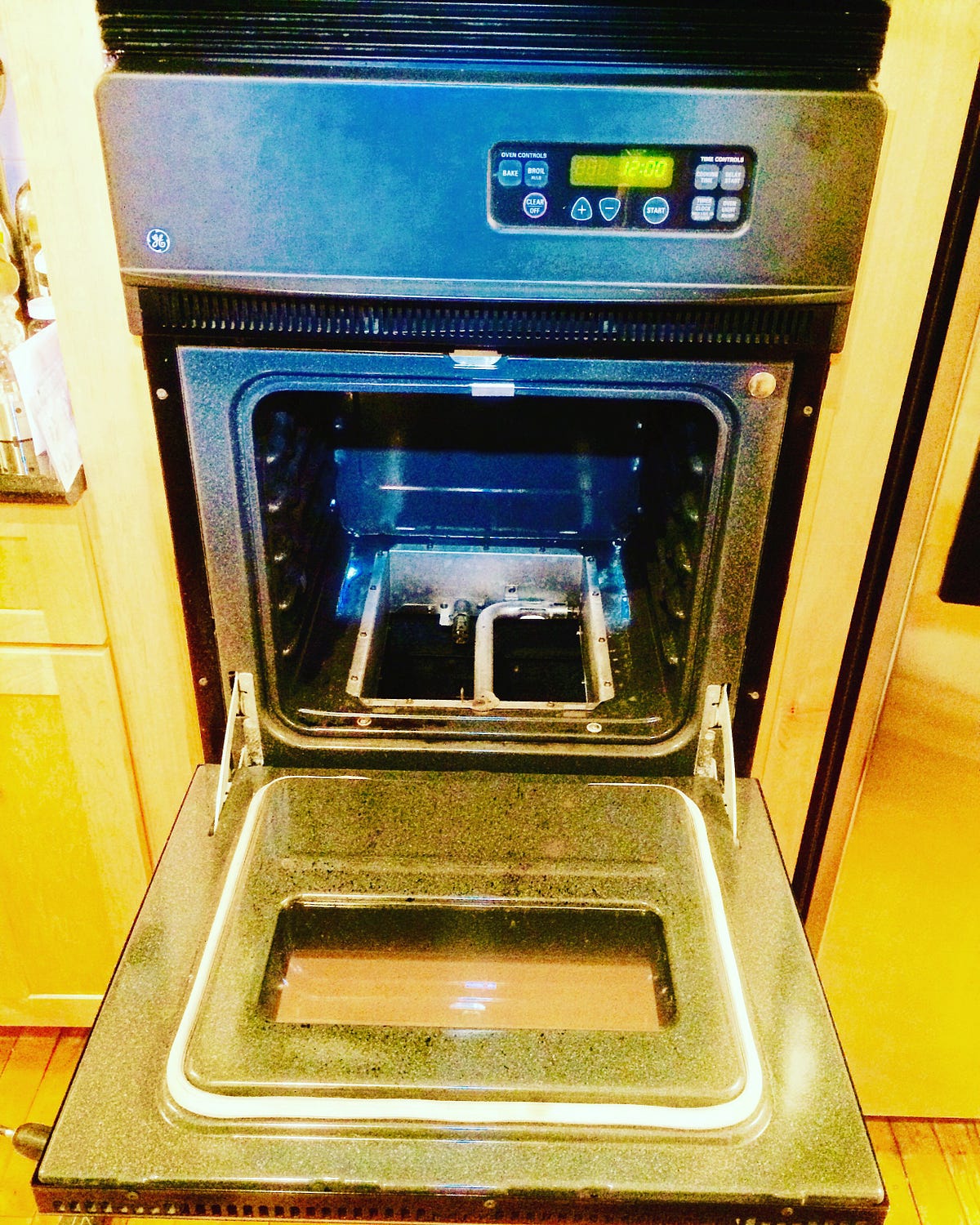 9292504328 GE built in oven repair JGRS06BEJ1BB ‪‎GE‬ ‪‎oven_repair‬ ‪‎built_in_oven‬… by