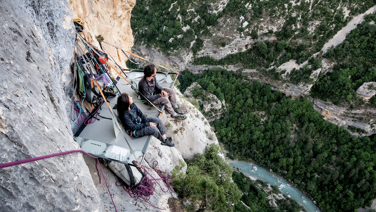 Nuit en portaledge et grande voie dans le Verdon | by Une vie en vrai |  Medium