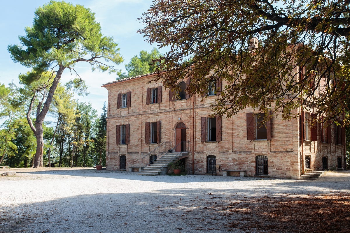 Villa Alta Prelato. Che ci facciamo noi a villa alta… | by Cooperativa  Generazioni | Medium