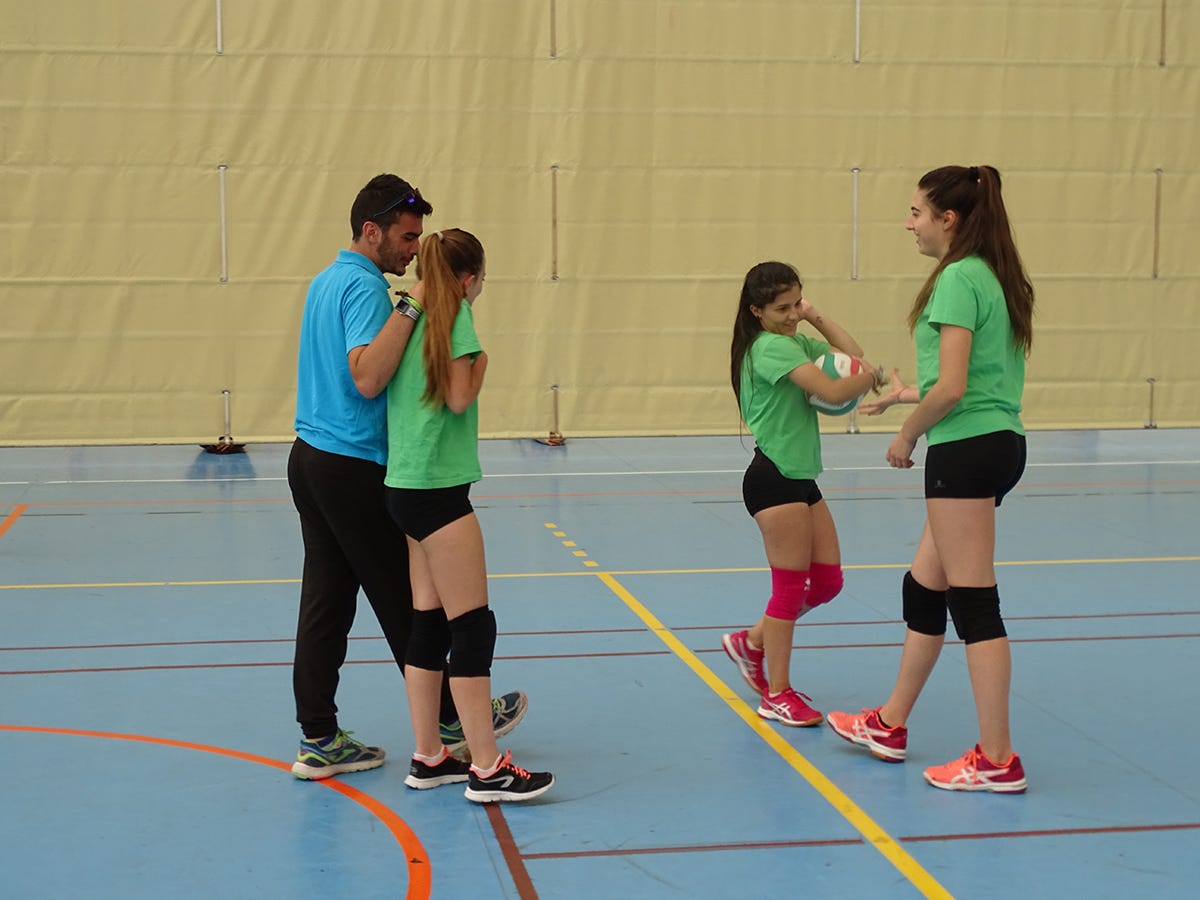 ropa para jugar voleibol femenino