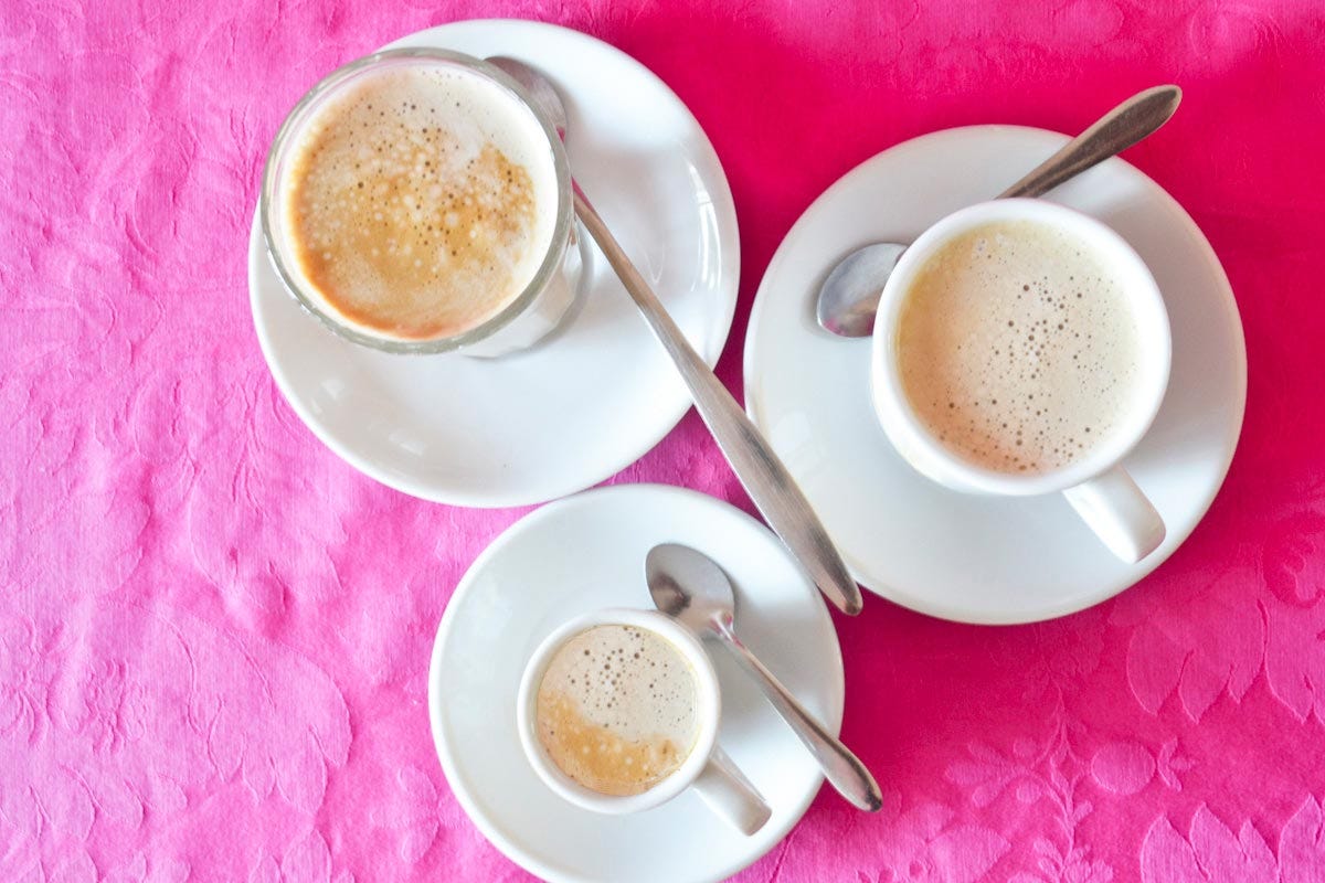3 Styles Of Coffee With Milk From Portugal Galao Meia De Leite E Garoto By Getlisbon Medium