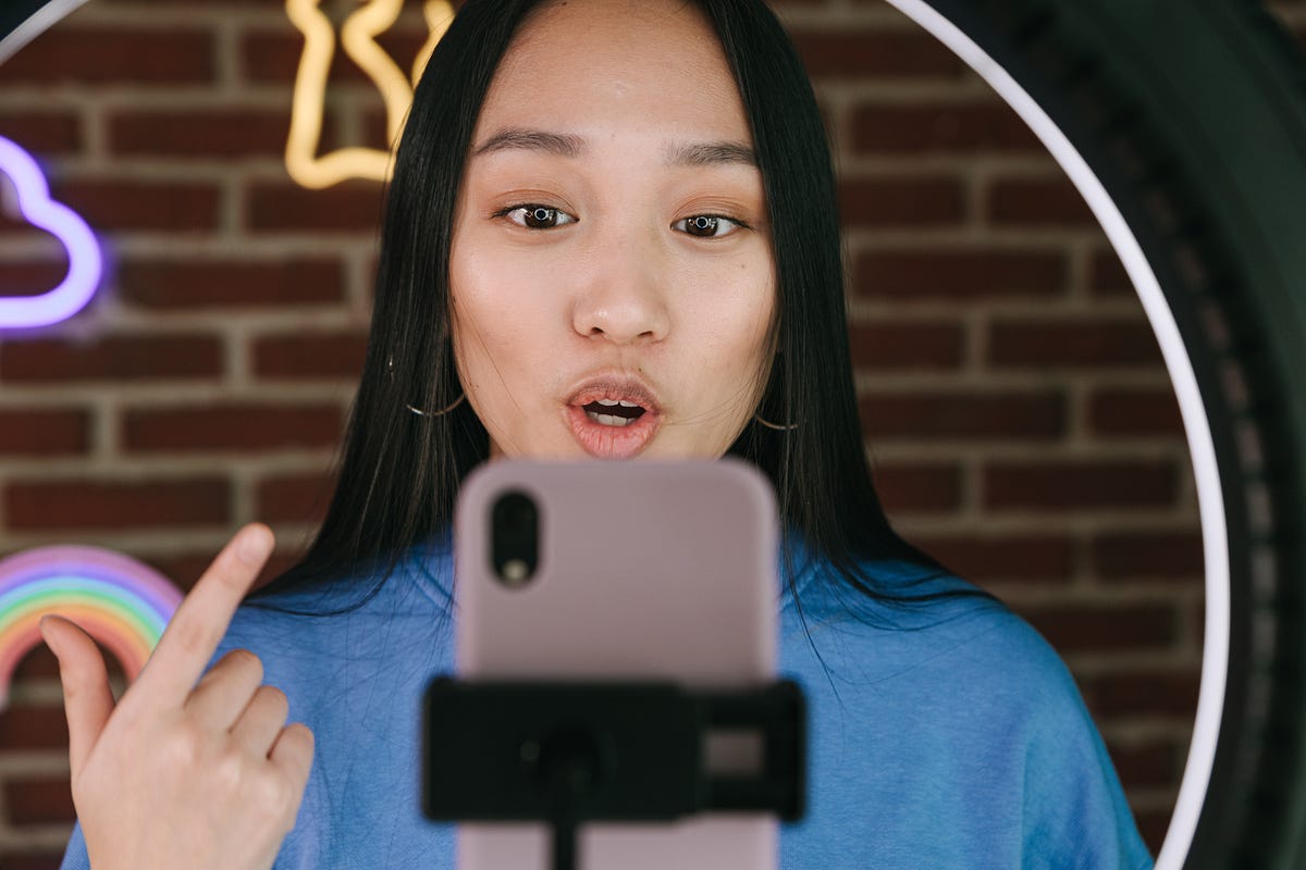 Creator Economy Earnings Reach $1.02 Billion in 2026