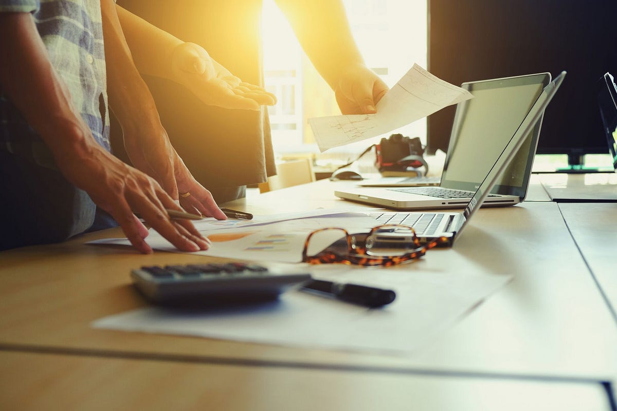 What does a thesis statement look like picture