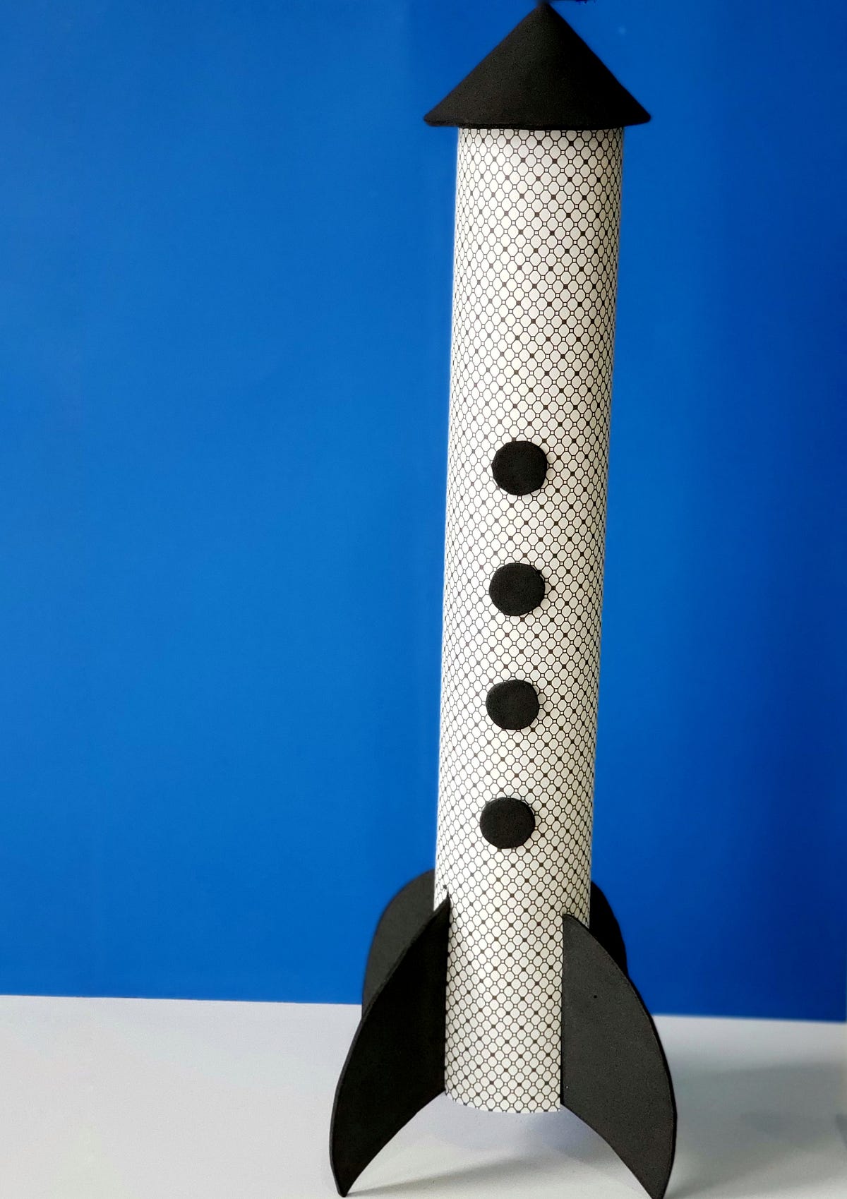 Kids Crafts How to make a Rocket (Easy) by The Kids Craft Channel