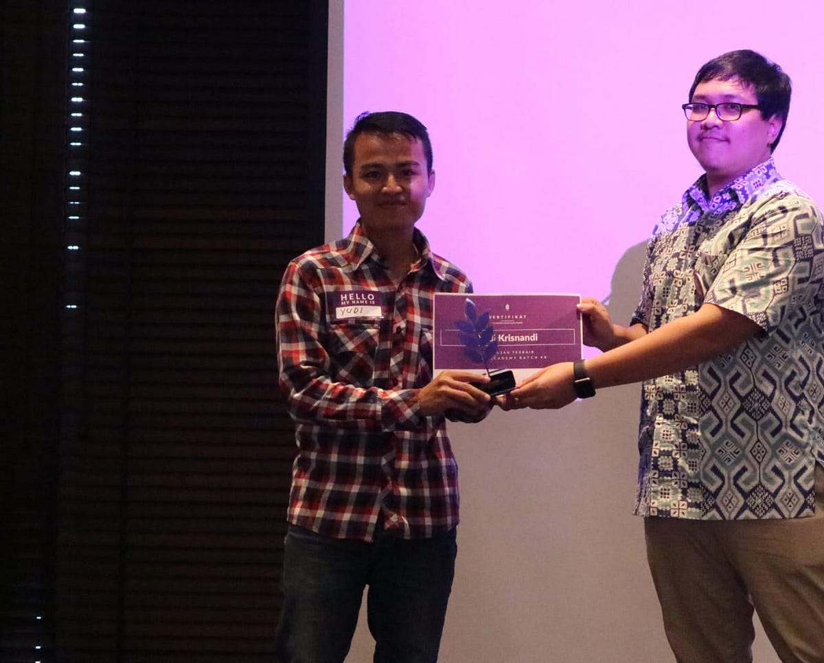 Perjalanan Karir Dari Cleaning Service Sampai Jadi Frontend Engineer