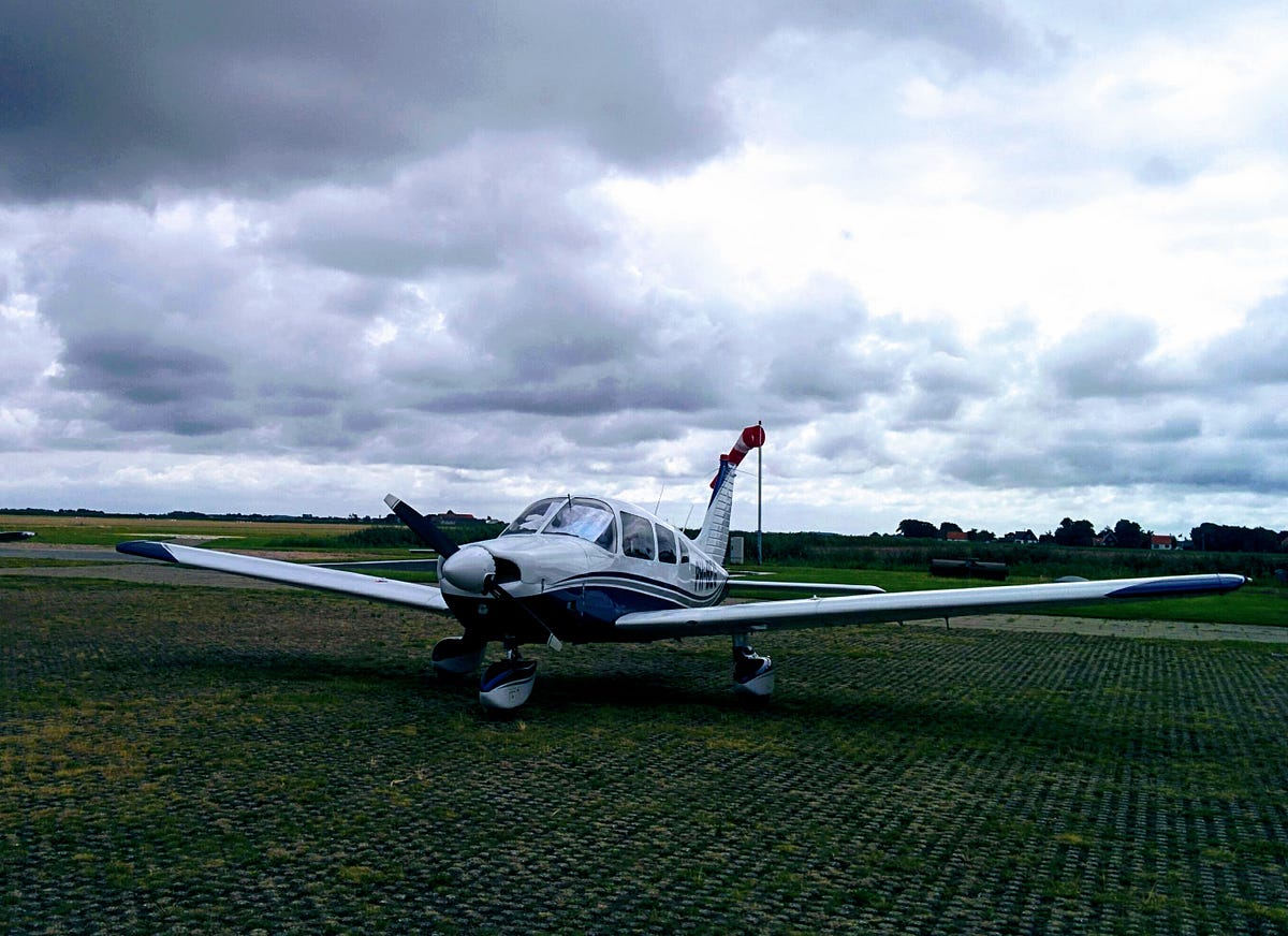 Get Private Jet Rotterdam Airport Pictures